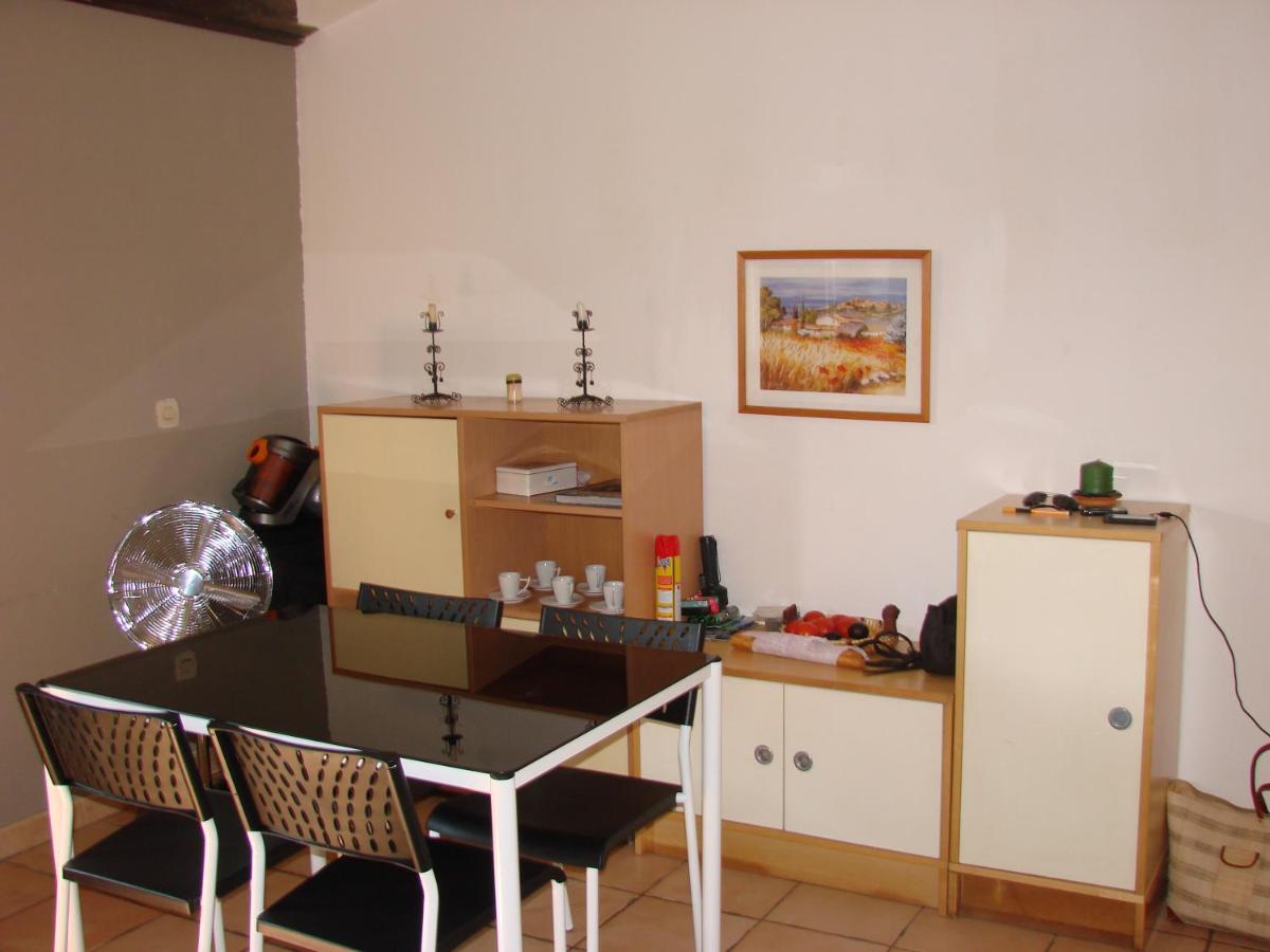 25 Fm 2 D Apartment Coursan Exterior foto